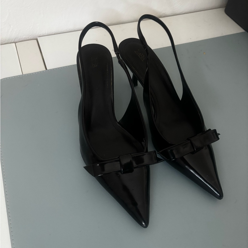 ZARA Elegant Black Slingback Heels